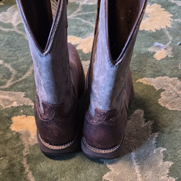 Men's Western Leather Boots in Dark Brown - Picture 8 of 16